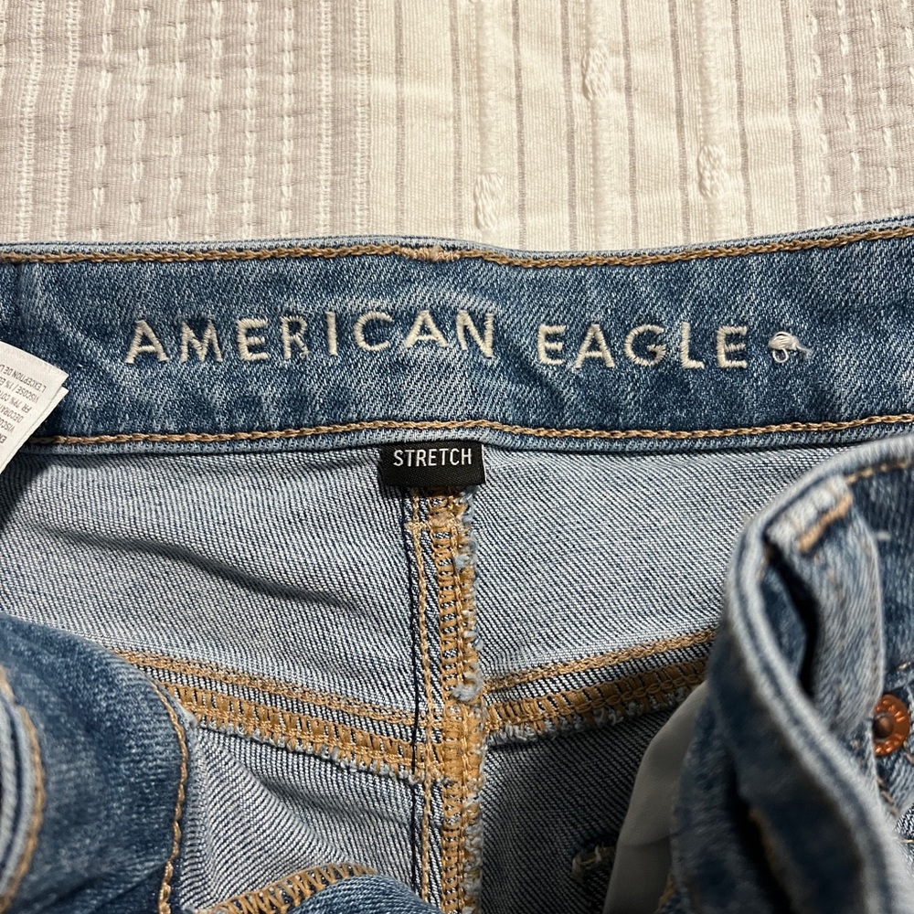 Like new girls American Eagle size 0 jeans